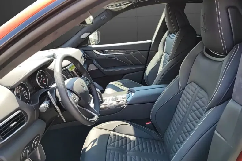 Maserati Levante din 2024 cu 19.987 km - oferta MAS216607 - foto 5