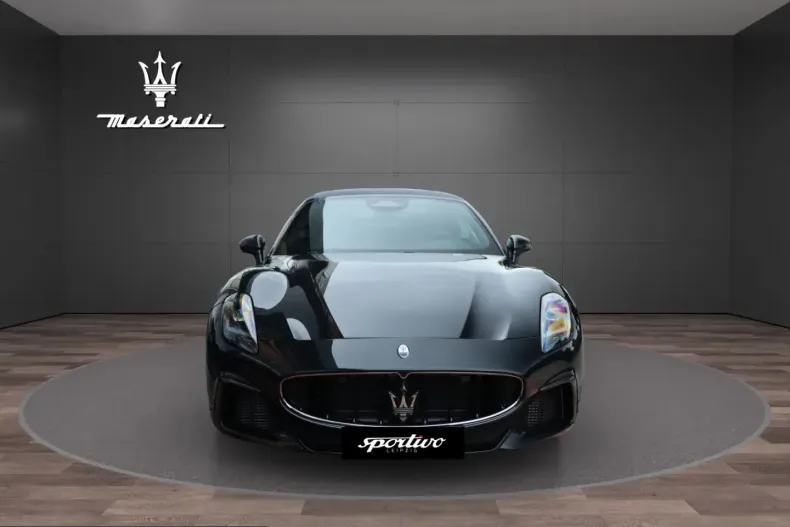 Maserati GranCabrio din 2024 cu 16.500 km - oferta MAS216610 - foto 2