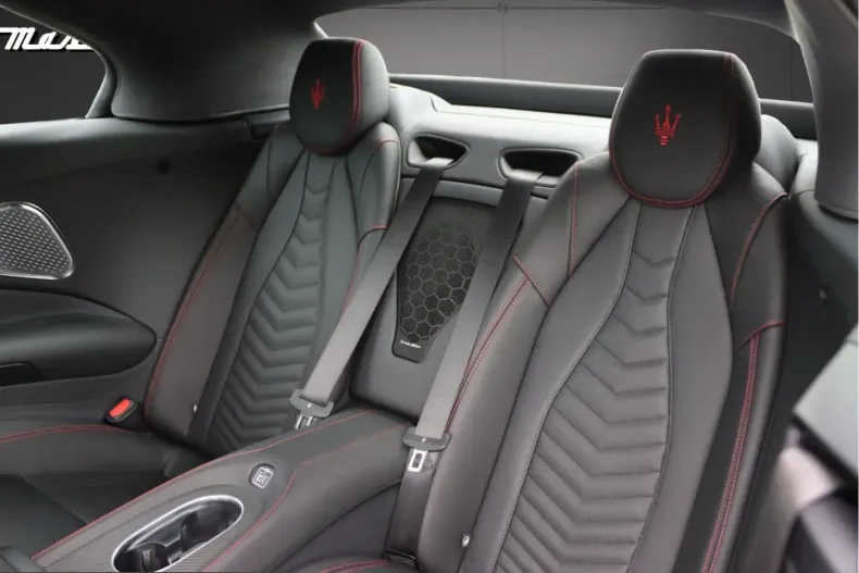 Maserati GranCabrio din 2024 cu 16.500 km - oferta MAS216610 - foto 9