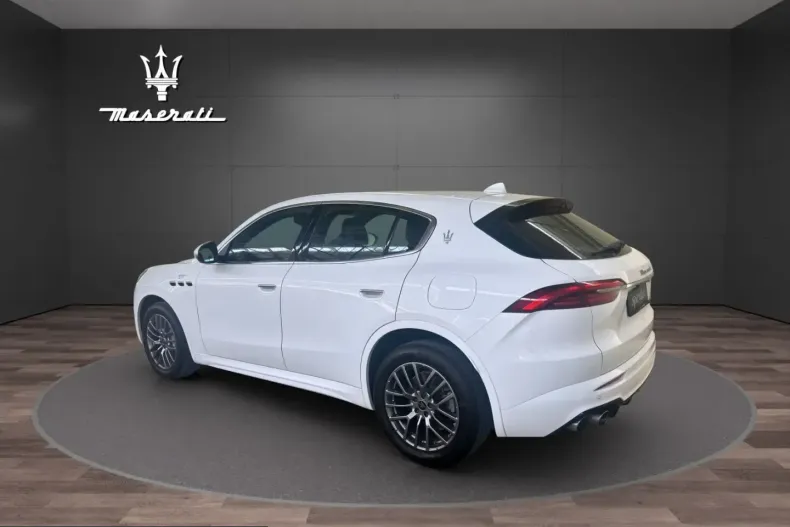 Maserati Grecale din 2024 cu 9.132 km - oferta MAS216612 - foto 4