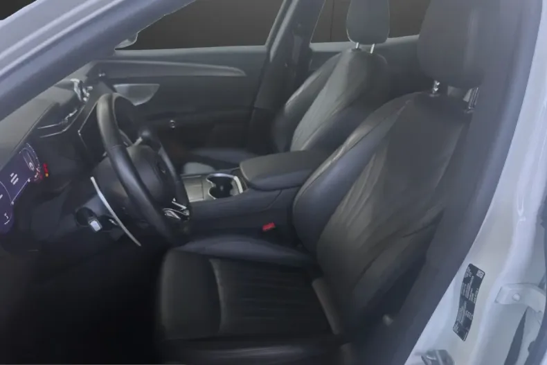 Maserati Grecale din 2024 cu 9.132 km - oferta MAS216612 - foto 8