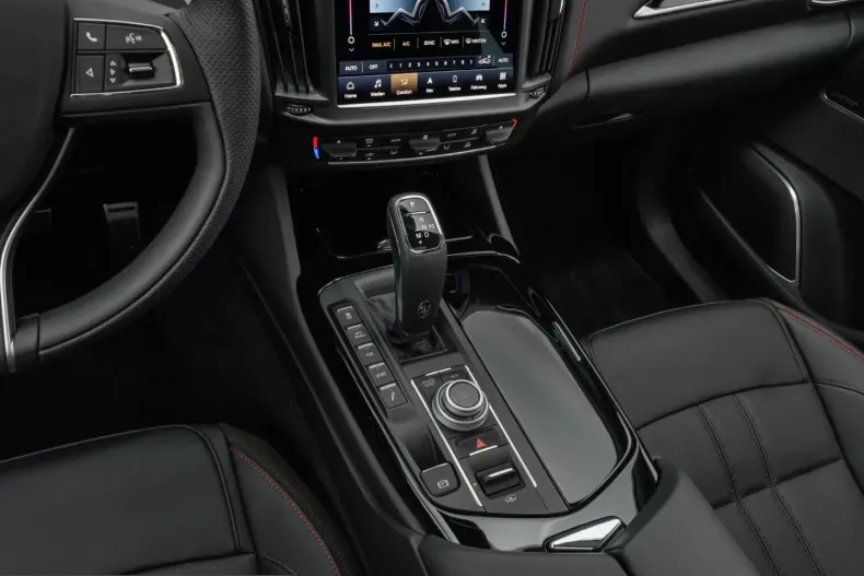 Maserati Levante din 2025 cu 10.900 km - oferta MAS216613 - foto 12