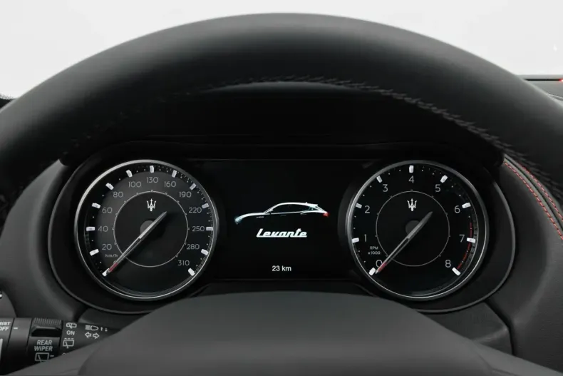 Maserati Levante din 2025 cu 10.900 km - oferta MAS216613 - foto 13