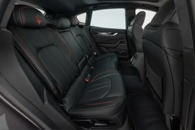 Maserati Levante din 2025 cu 10.900 km - oferta MAS216613 - foto 20