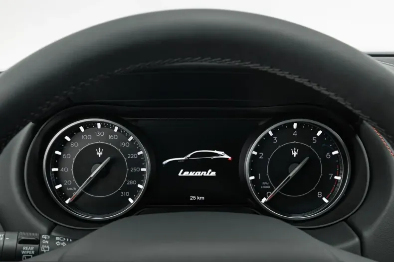 Maserati Levante din 2024 cu 25.500 km - oferta MAS216614 - foto 9