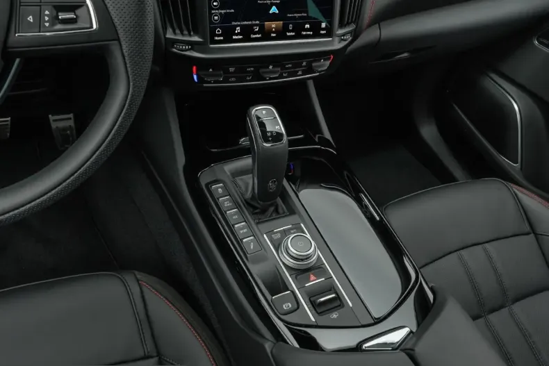 Maserati Levante din 2024 cu 25.500 km - oferta MAS216614 - foto 11