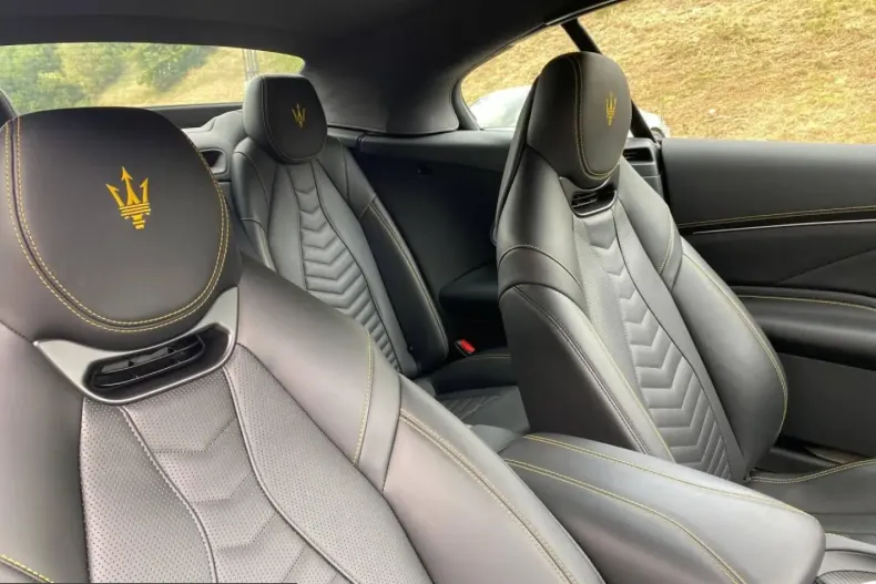 Maserati GranCabrio din 2024 cu 15.000 km - oferta MAS216616 - foto 13
