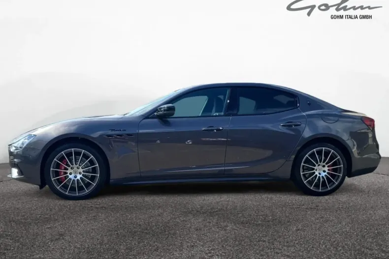 Maserati Ghibli din 2025 cu 22.500 km - oferta MAS216620 - foto 2
