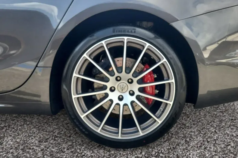 Maserati Ghibli din 2025 cu 22.500 km - oferta MAS216620 - foto 14