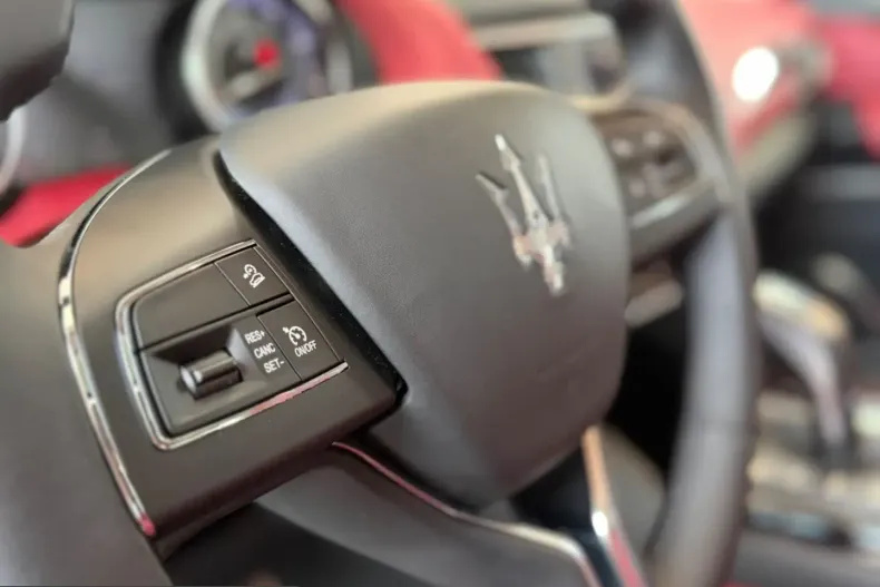 Maserati Levante din 2024 cu 6.500 km - oferta MAS216623 - foto 20