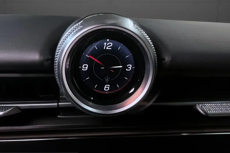 Maserati Granturismo din 2024 cu 6.132 km - oferta MAS216624 - foto 12