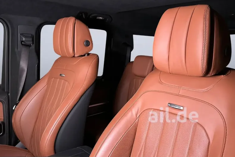 Mercedes-Benz G 63 AMG (Clasa G) din 2024 cu 12.569 km - oferta MER216632 - foto 2
