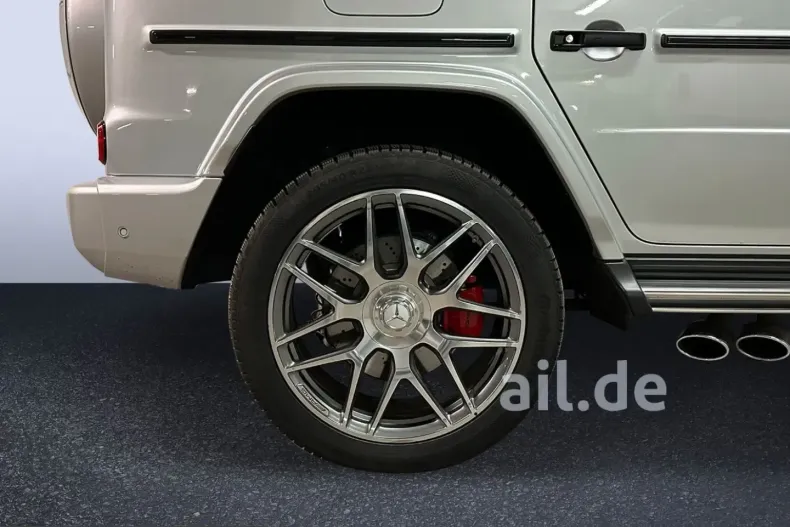 Mercedes-Benz G 63 AMG (Clasa G) din 2024 cu 12.569 km - oferta MER216632 - foto 17