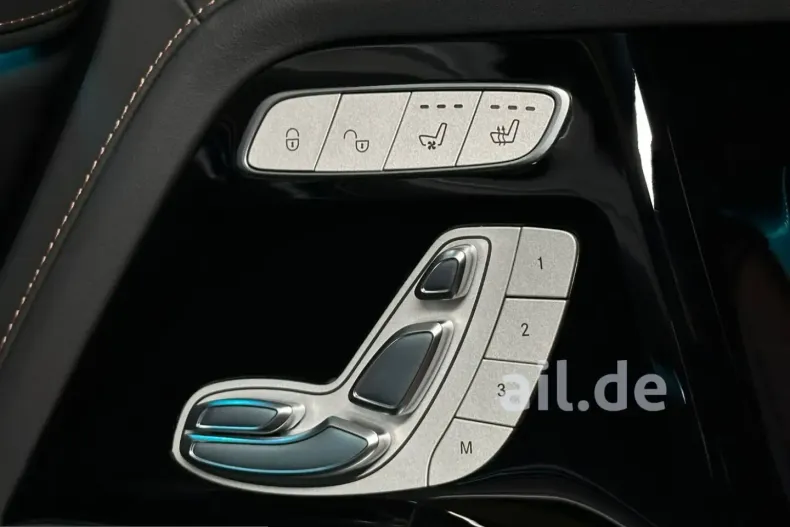 Mercedes-Benz G 63 AMG (Clasa G) din 2024 cu 12.569 km - oferta MER216632 - foto 20