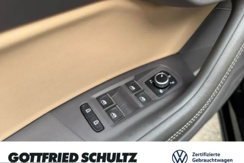Volkswagen Touareg din 2025 cu 18.699 km - oferta VOL216633 - foto 10