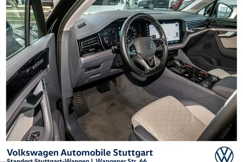 Volkswagen Touareg din 2024 cu 45.828 km - oferta VOL216635 - foto 3