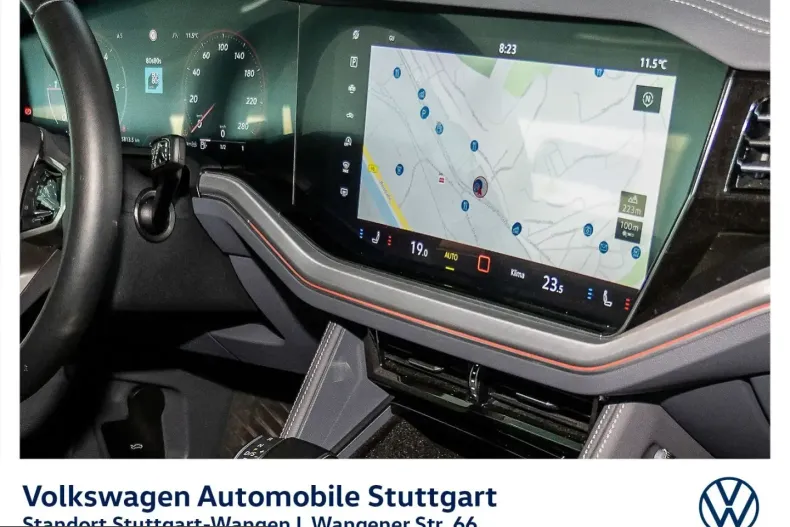 Volkswagen Touareg din 2024 cu 45.828 km - oferta VOL216635 - foto 6