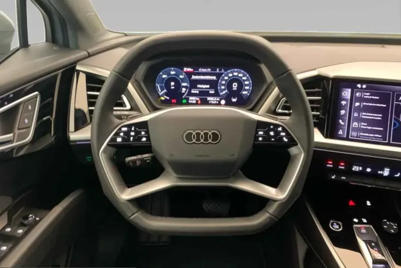 Audi Q4 e-tron din 2025 cu 9.900 km - oferta AUD216639 - foto 12