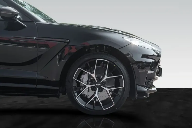 Aston Martin DBX din 2024 cu 18.000 km - oferta AST216642 - foto 8