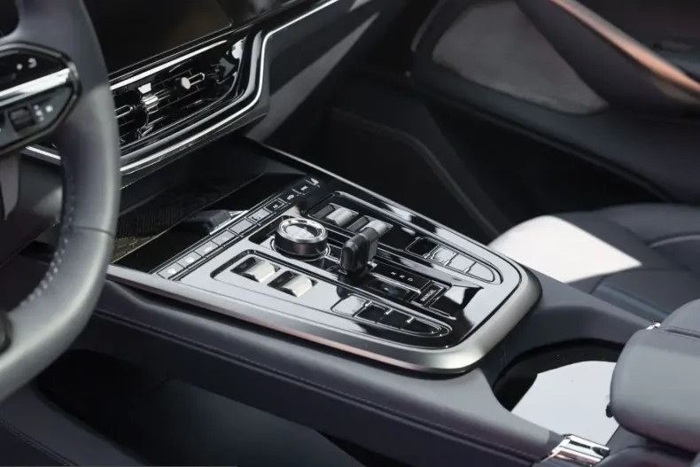 Aston Martin DBX din 2024 cu 18.000 km - oferta AST216642 - foto 25