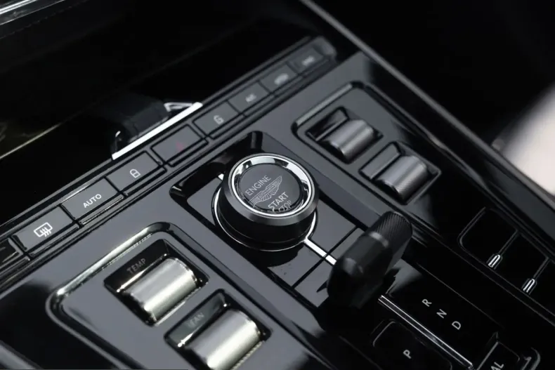 Aston Martin DBX din 2024 cu 18.000 km - oferta AST216642 - foto 26