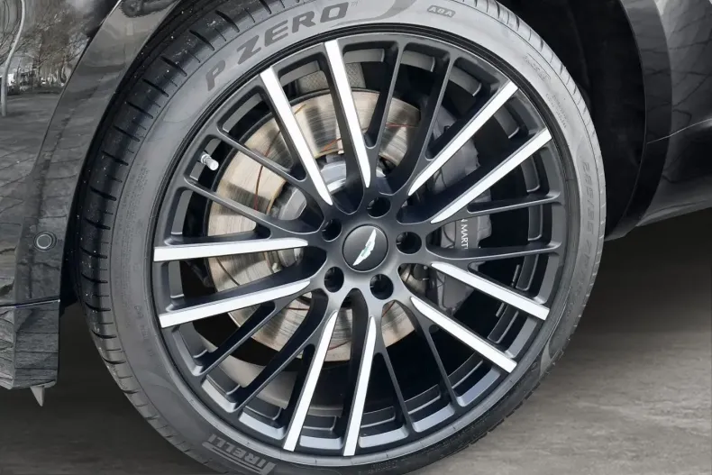 Aston Martin DBX din 2025 cu 13.955 km - oferta AST216645 - foto 13