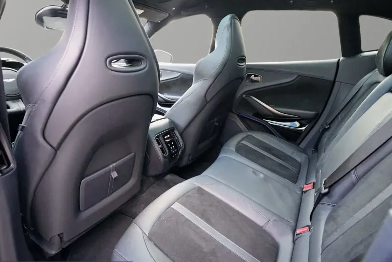 Aston Martin DBX din 2025 cu 13.955 km - oferta AST216645 - foto 32