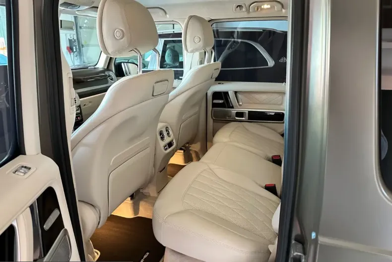 Mercedes-Benz G 63 AMG (Clasa G) din 2023 cu 51.500 km - oferta MER216648 - foto 28