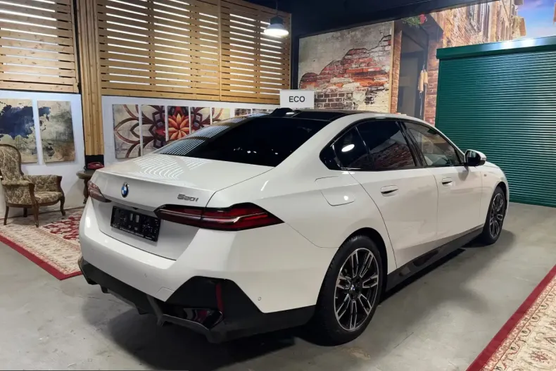 BMW 520 (Seria 5) din 2024 cu 25.176 km - oferta BMW216649 - foto 5