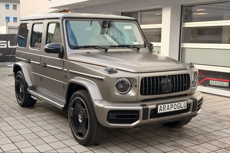 Mercedes-Benz G 63 AMG (Clasa G) din 2023 cu 34.900 km - oferta MER216650 - foto 1