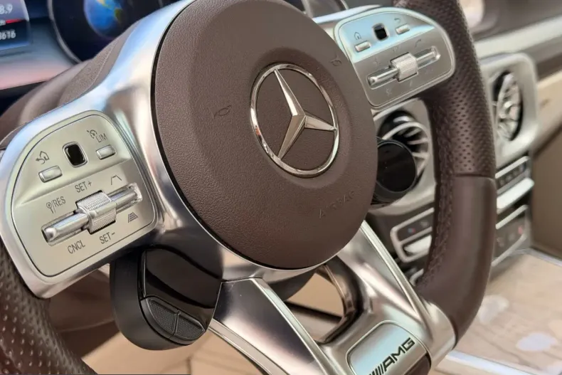 Mercedes-Benz G 63 AMG (Clasa G) din 2023 cu 34.900 km - oferta MER216650 - foto 12