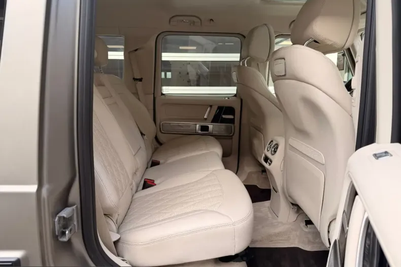 Mercedes-Benz G 63 AMG (Clasa G) din 2023 cu 34.900 km - oferta MER216650 - foto 20