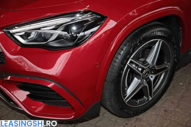 Mercedes-Benz GLA 220 (Clasa GLA) din 2024 cu 4.690 km - oferta MER216666 - foto 3