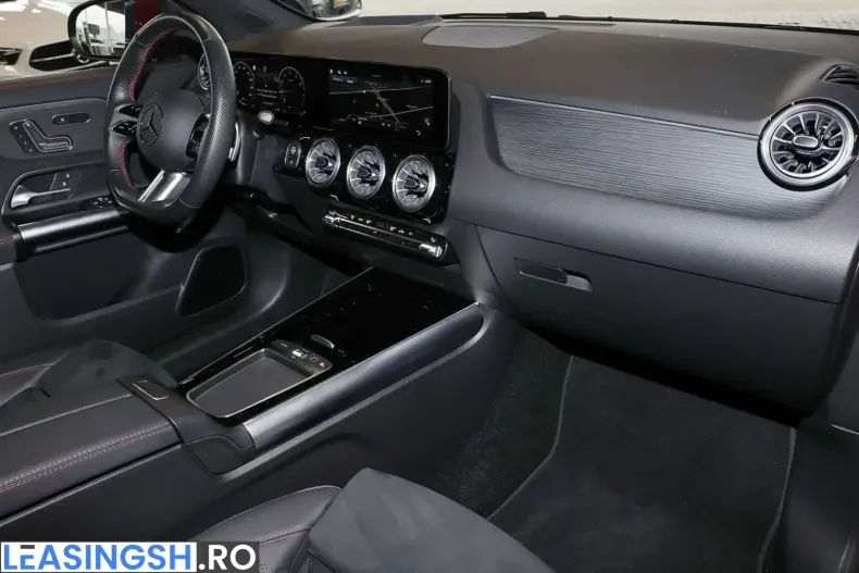 Mercedes-Benz GLA 220 (Clasa GLA) din 2024 cu 4.690 km - oferta MER216666 - foto 8