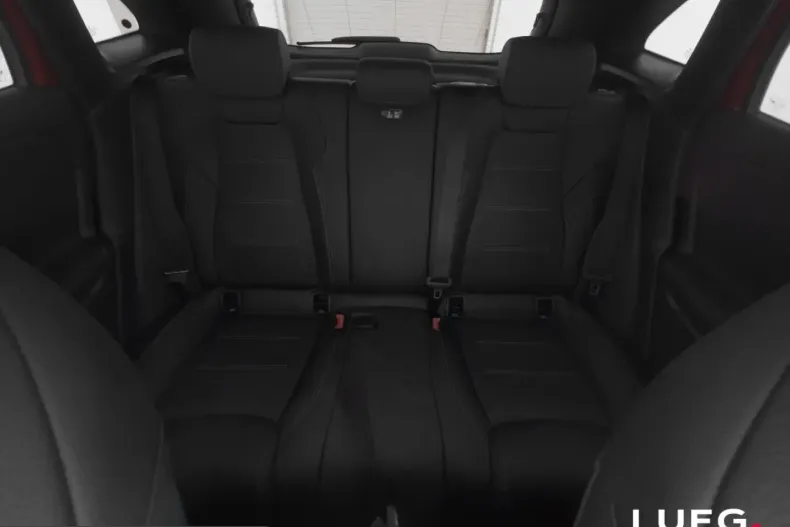 Mercedes-Benz GLA 220 (Clasa GLA) din 2023 cu 28.100 km - oferta MER216674 - foto 5