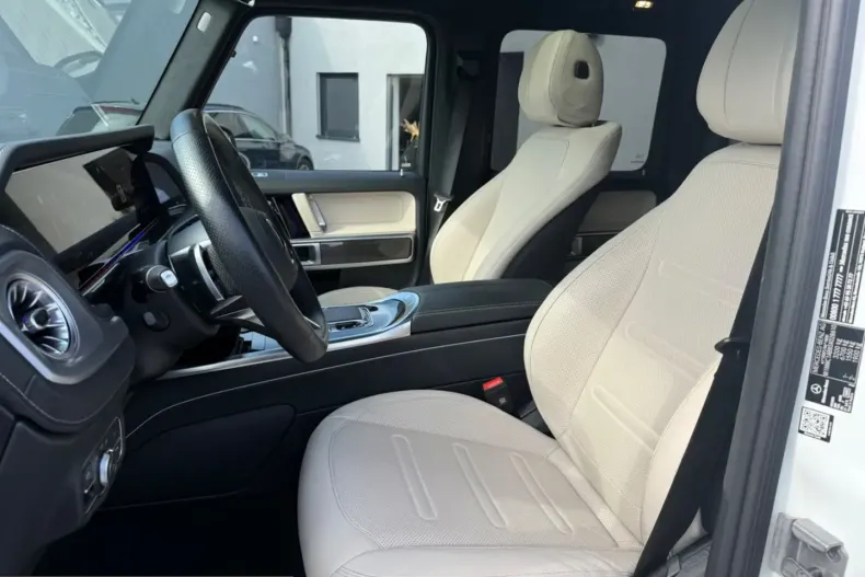Mercedes-Benz G 450 (Clasa G) din 2024 cu 19.990 km - oferta MER216692 - foto 12