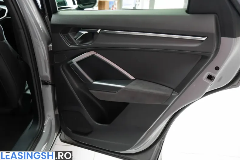 Audi RSQ3 din 2023 cu 60.000 km - oferta AUD216696 - foto 36
