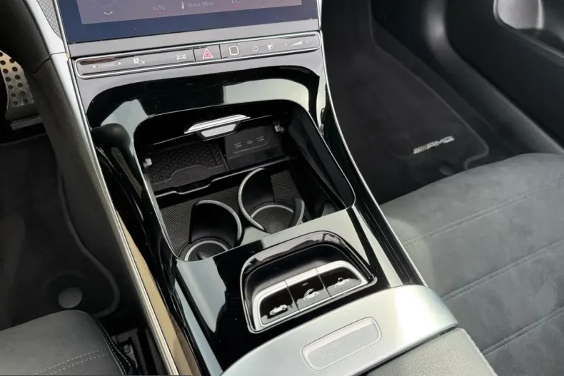 Mercedes-Benz CLE 300 (Clasa CLE) din 2025 cu 12.884 km - oferta MER216697 - foto 13