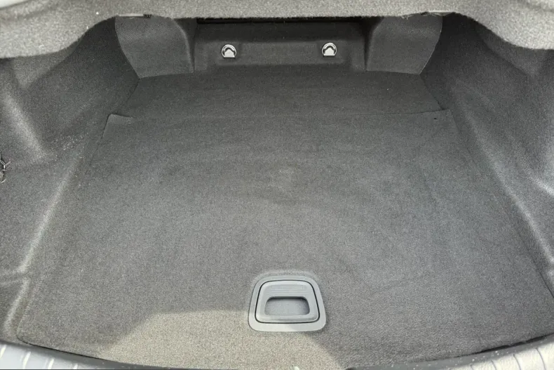 Mercedes-Benz CLE 300 (Clasa CLE) din 2025 cu 12.884 km - oferta MER216697 - foto 17