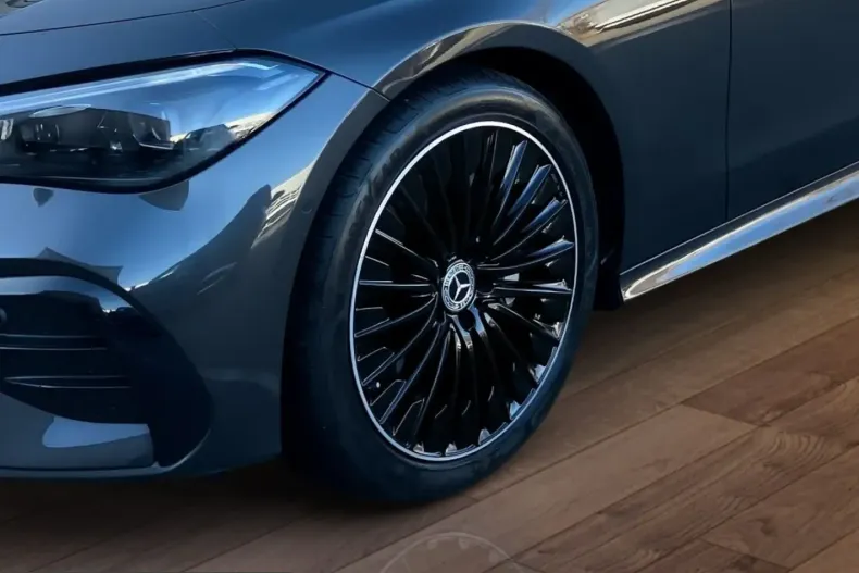 Mercedes-Benz CLE 300 (Clasa CLE) din 2025 cu 15.650 km - oferta MER216703 - foto 12
