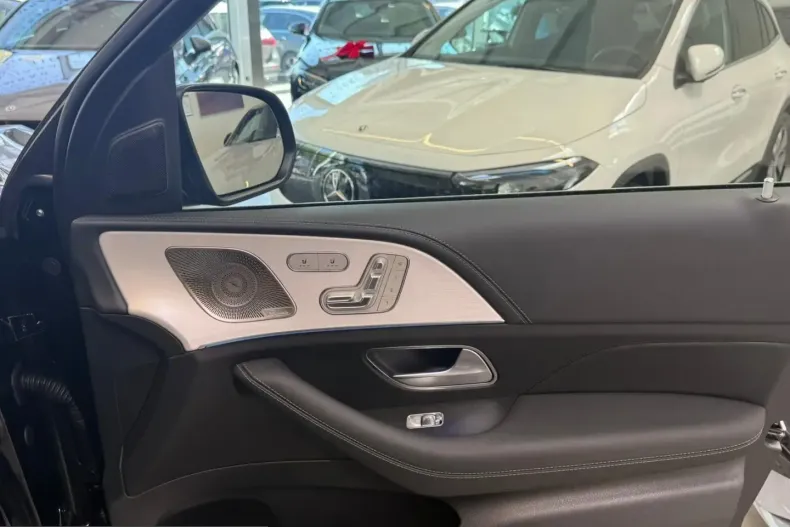 Mercedes-Benz GLE 53 AMG (Clasa GLE) din 2025 cu 15.119 km - oferta MER216709 - foto 19