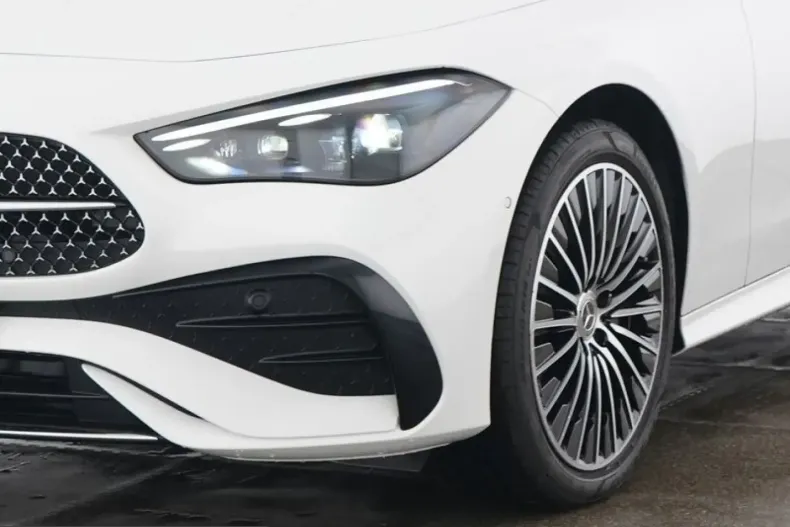 Mercedes-Benz CLE 300 (Clasa CLE) din 2025 cu 8.000 km - oferta MER216710 - foto 3