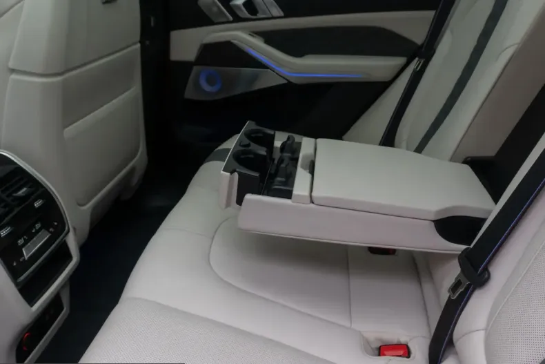 BMW X5 (Seria X) din 2025 cu 10.617 km - oferta BMW216714 - foto 27