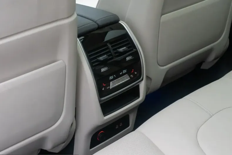 BMW X5 (Seria X) din 2025 cu 10.617 km - oferta BMW216714 - foto 28