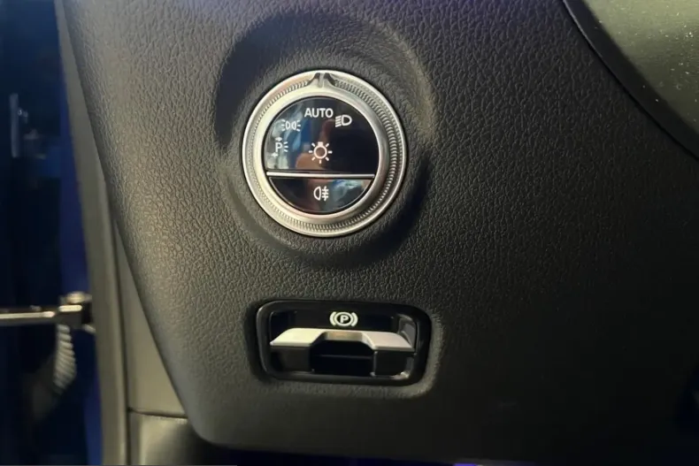 Mercedes-Benz CLE 300 (Clasa CLE) din 2025 cu 5.960 km - oferta MER216719 - foto 21
