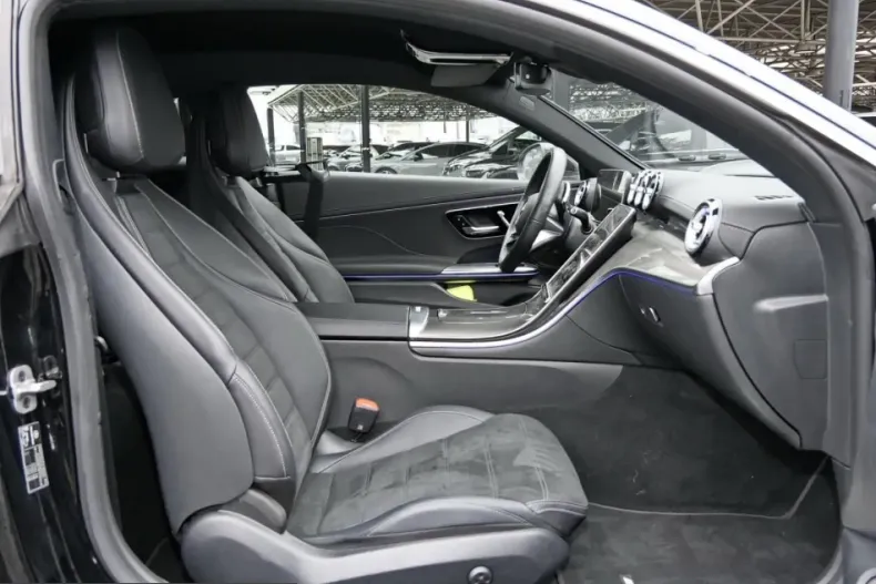 Mercedes-Benz CLE 300 (Clasa CLE) din 2025 cu 13.500 km - oferta MER216722 - foto 5