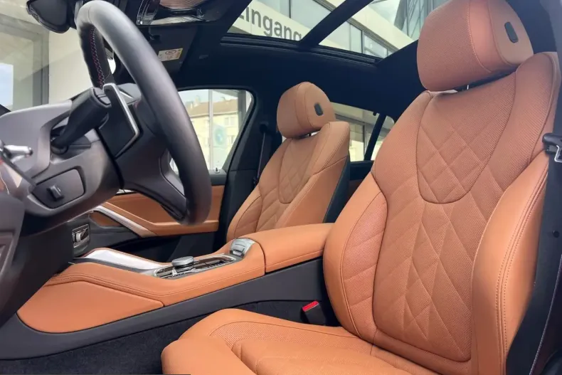 BMW X6 (Seria X) din 2025 cu 23.497 km - oferta BMW216723 - foto 7