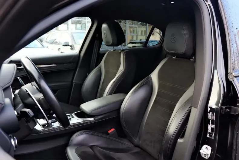 Alfa Romeo Stelvio din 2021 cu 84.000 km - oferta ALF216730 - foto 14