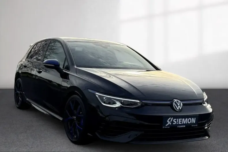 Volkswagen Golf din 2023 cu 45.675 km - oferta VOL216741 - foto 1