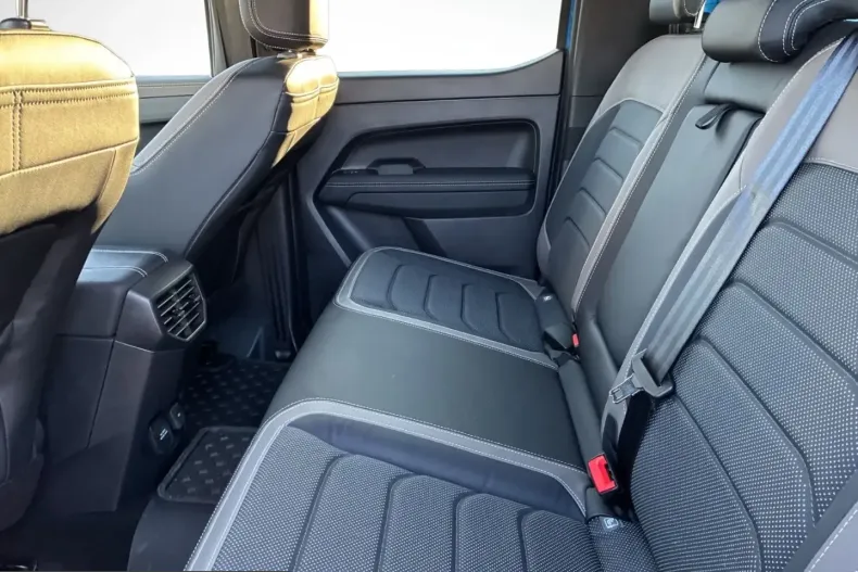 Volkswagen Amarok din 2024 cu 4.500 km - oferta VOL216744 - foto 16